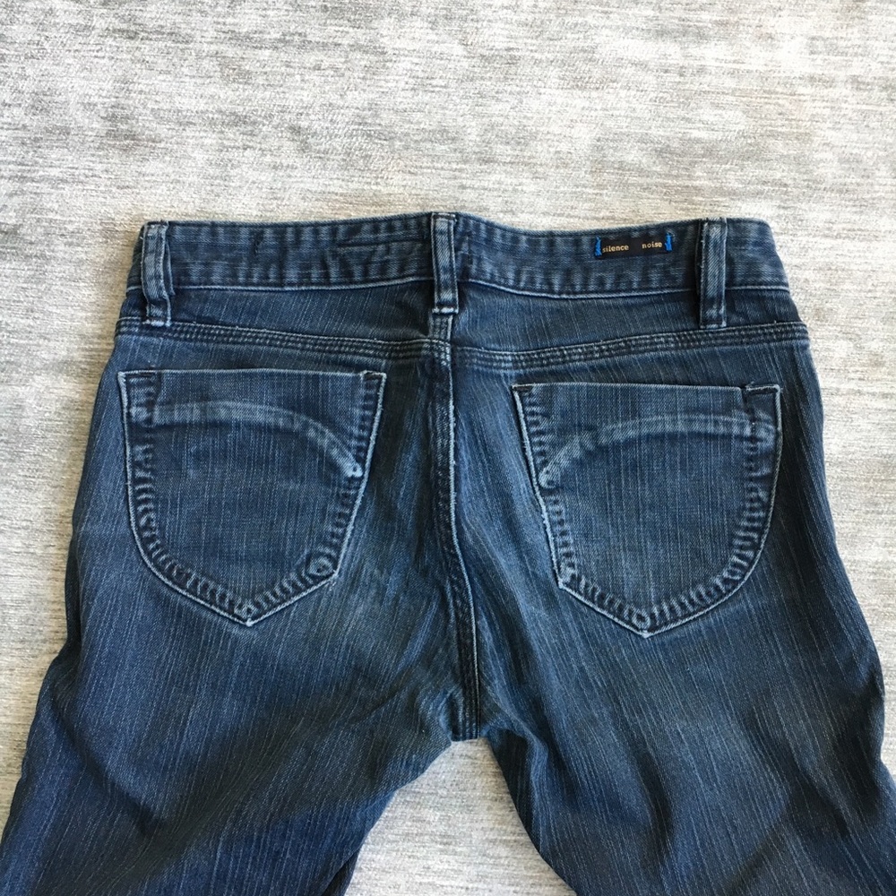 Dark blue jeans.